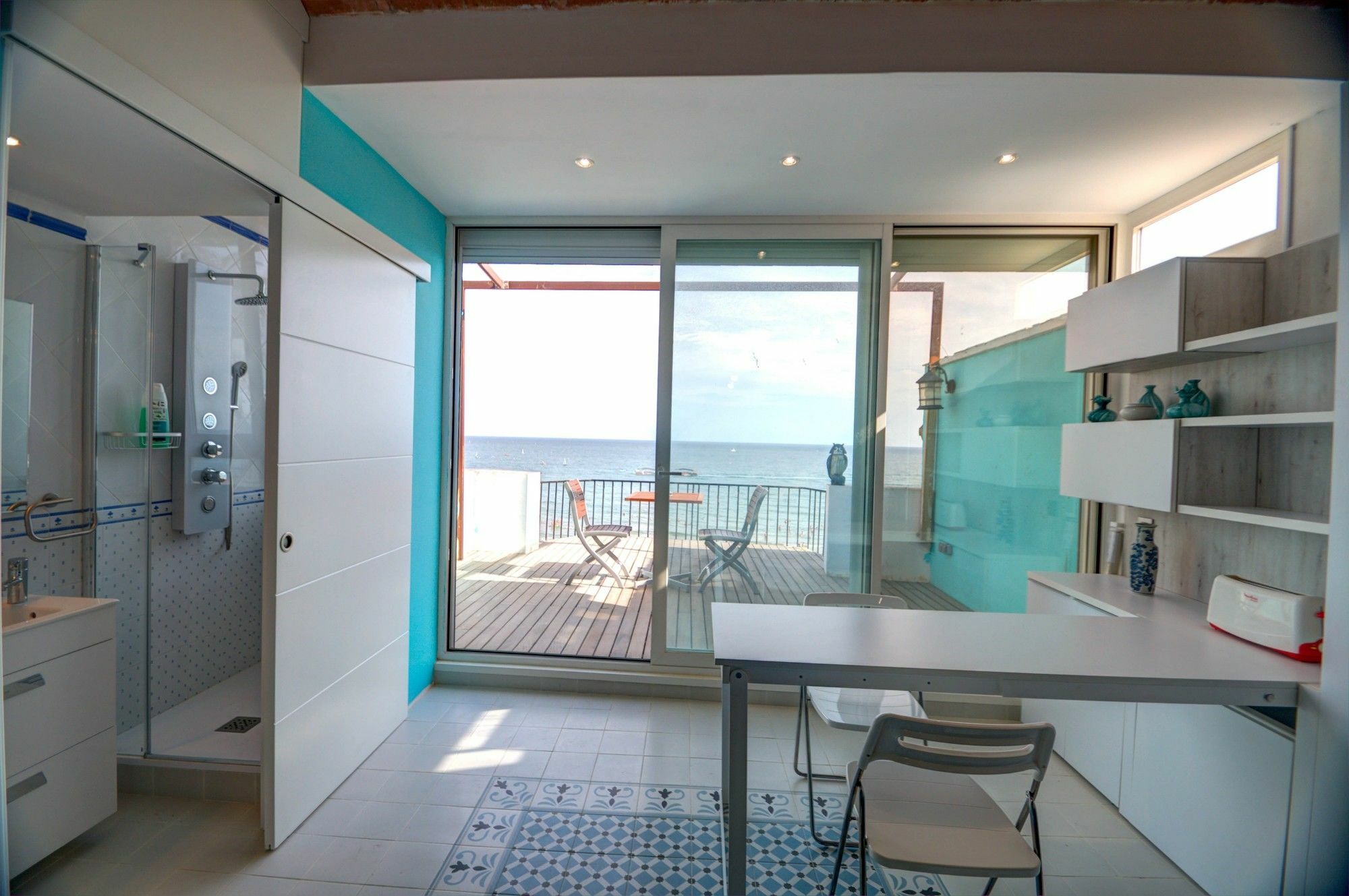 Apartment Blue Sea Front By Hello Homes Sitges